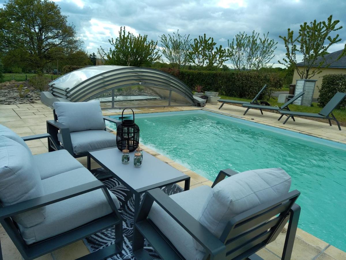 Maison/Villa Avec Piscine Privee Gite Brain D'Eau La Chapelle-de-Brain ภายนอก รูปภาพ